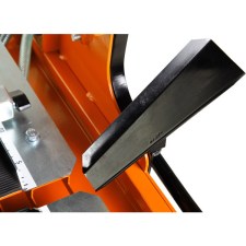 Goelz_GS350_Brückenkopfsäge_pb4_detail_spritzschutz